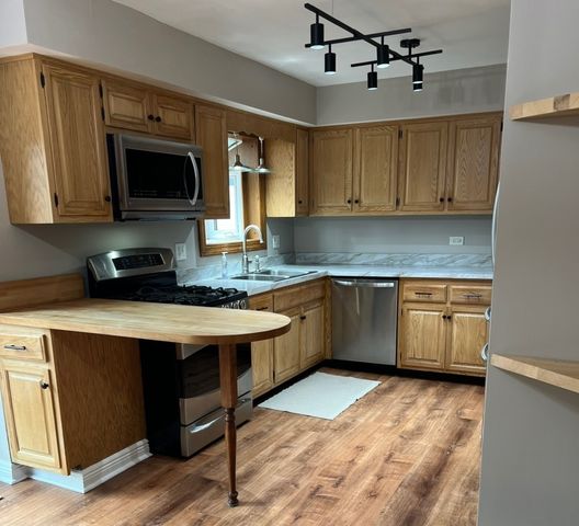 17926 Lahaigh Road, Homewood, IL 60430