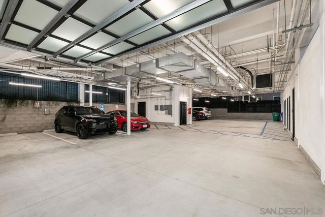 2015 Albatross St, San Diego, CA 92101