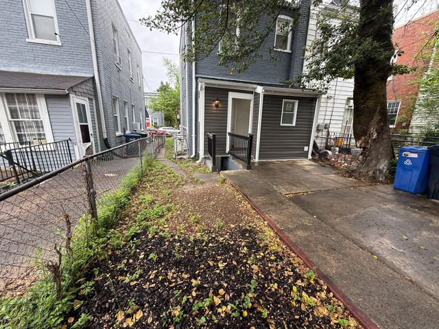 613 ROXBORO PL NW, Washington, DC 20011