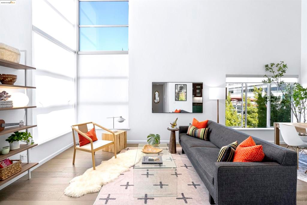 1364 Powell St, Emeryville, CA 94608