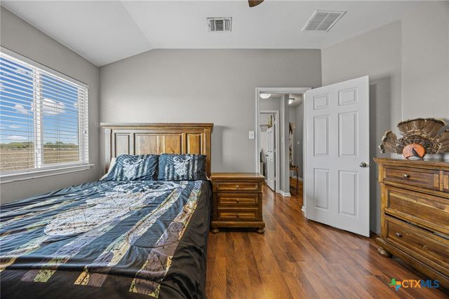 1513 Monte Vista Drive, Lockhart, TX 78644