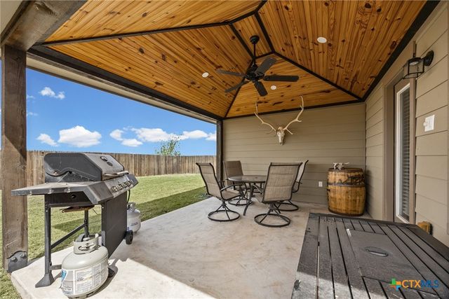 1513 Monte Vista Drive, Lockhart, TX 78644