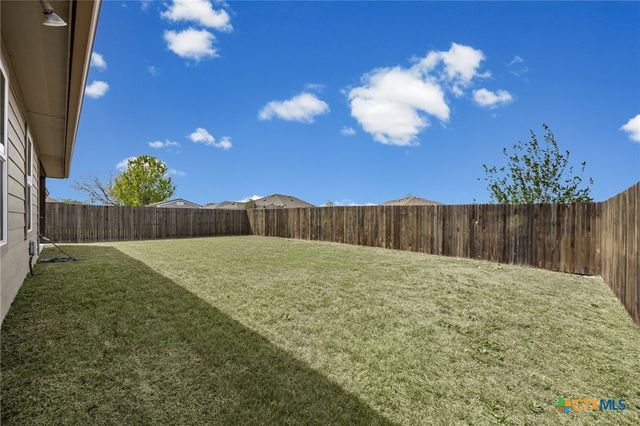 1513 Monte Vista Drive, Lockhart, TX 78644