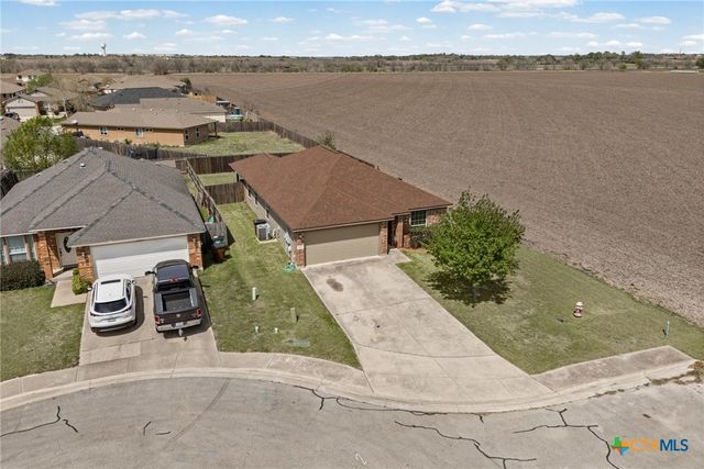 1513 Monte Vista Drive, Lockhart, TX 78644