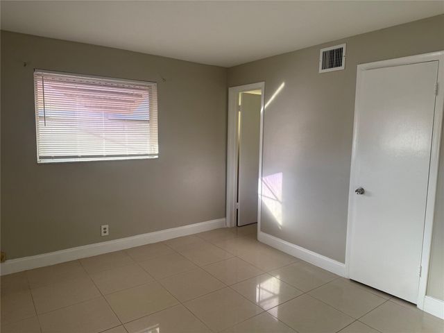 5141 SW 95th Avenue, Cooper City, FL 33328