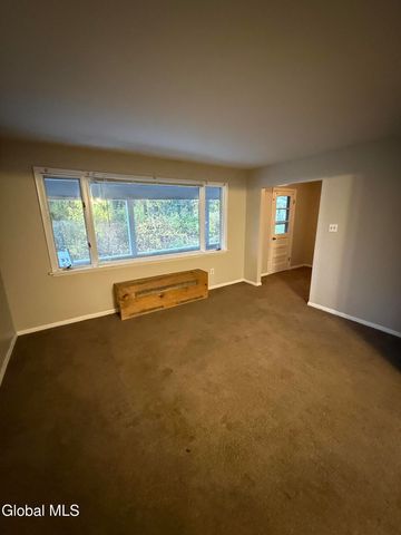 40 Spruce Street, Rensselaer, NY 12144