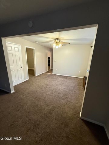 40 Spruce Street, Rensselaer, NY 12144