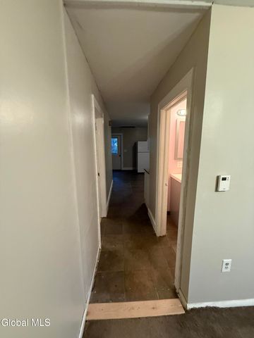 40 Spruce Street, Rensselaer, NY 12144