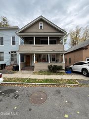 40 Spruce Street, Rensselaer, NY 12144