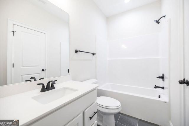 414 Bella Notte Circle 23A, Warner Robins, GA 31088