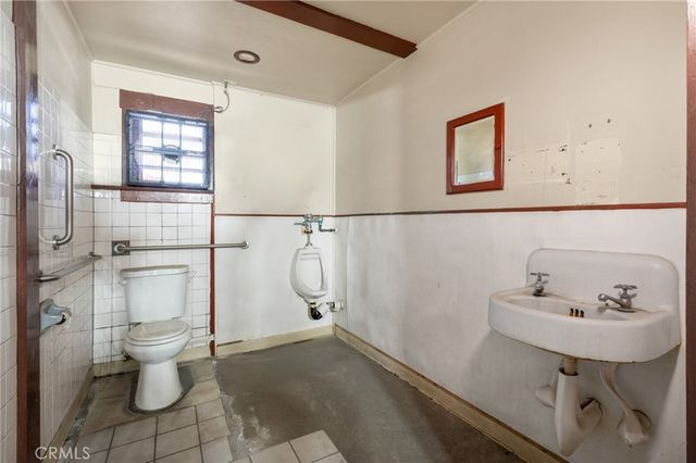 1908 S Pacific, San Pedro, CA 90731