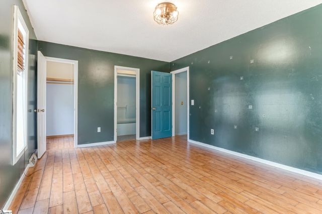 234 Country Glen, Pelzer, SC 29796