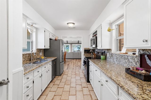 128 Canteen, Canyon Lake, TX 78133