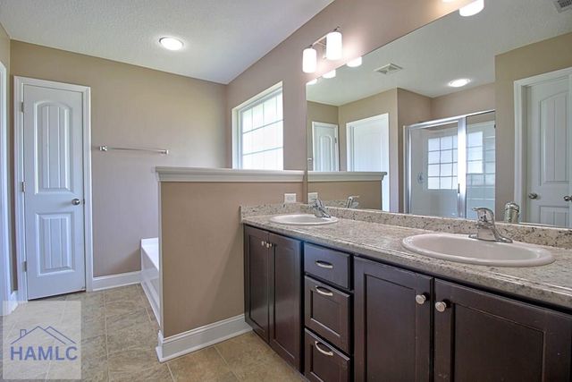 720 Highgrove Court, Hinesville, GA 31313