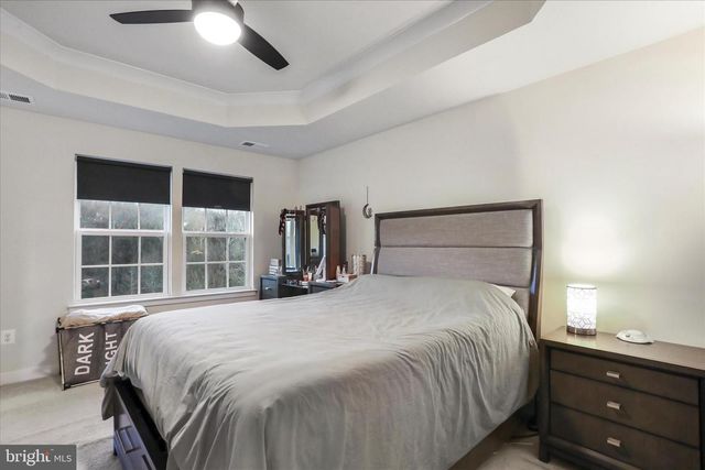 183 ONTARIO DR, Falling Waters, WV 25419