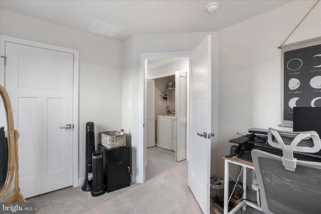 183 ONTARIO DR, Falling Waters, WV 25419