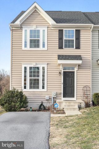 183 ONTARIO DR, Falling Waters, WV 25419