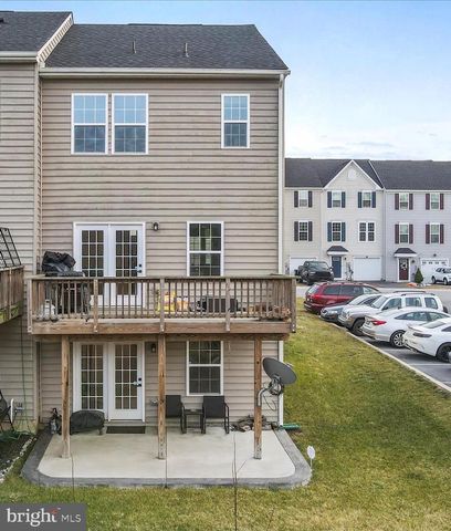 183 ONTARIO DR, Falling Waters, WV 25419