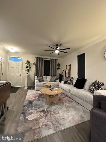 183 ONTARIO DR, Falling Waters, WV 25419