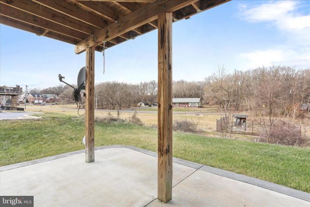 183 ONTARIO DR, Falling Waters, WV 25419