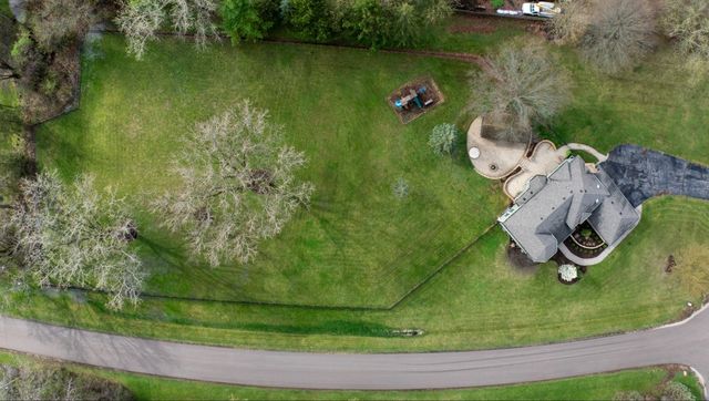 6N131 Old Homestead Road, St. Charles, IL 60175