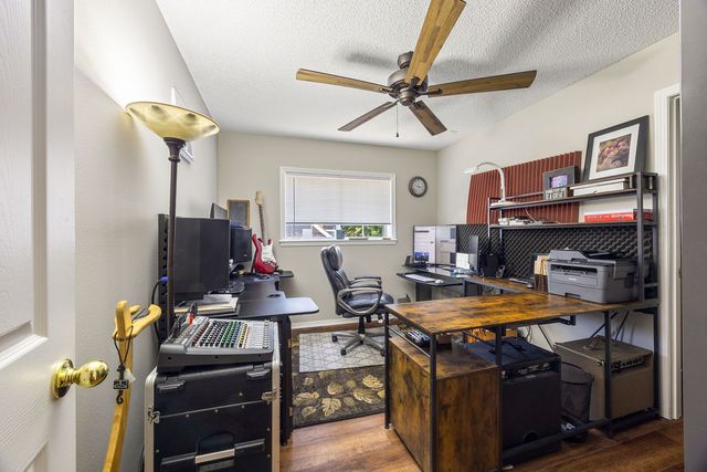 3383 N Southridge Drive, Fayetteville, AR 72703