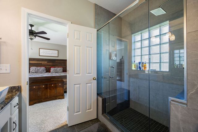 3383 N Southridge Drive, Fayetteville, AR 72703