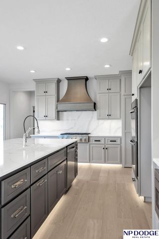 12620 S 78 Avenue, Papillion, NE 68046