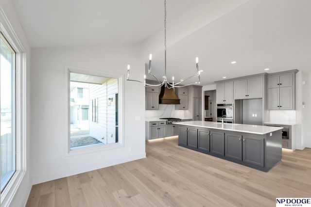 12620 S 78 Avenue, Papillion, NE 68046