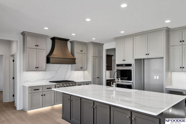 12620 S 78 Avenue, Papillion, NE 68046