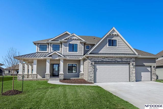 12620 S 78 Avenue, Papillion, NE 68046