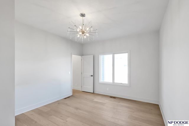 12620 S 78 Avenue, Papillion, NE 68046