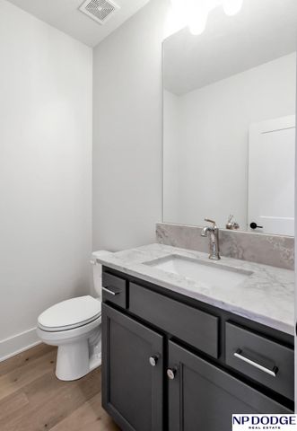 12620 S 78 Avenue, Papillion, NE 68046