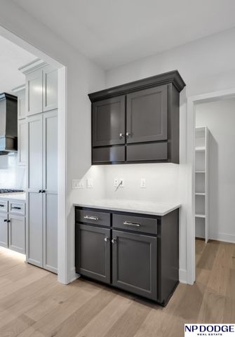 12620 S 78 Avenue, Papillion, NE 68046