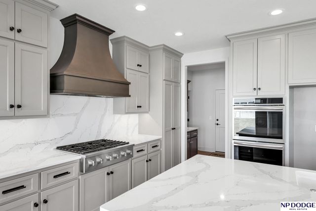 12620 S 78 Avenue, Papillion, NE 68046