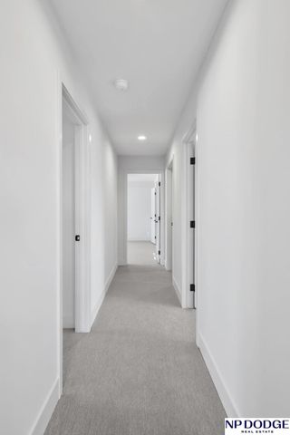 12620 S 78 Avenue, Papillion, NE 68046