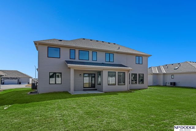 12620 S 78 Avenue, Papillion, NE 68046