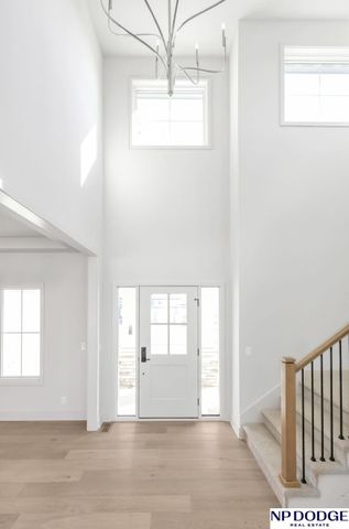 12620 S 78 Avenue, Papillion, NE 68046