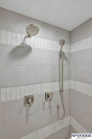 12620 S 78 Avenue, Papillion, NE 68046