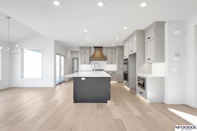 12620 S 78 Avenue, Papillion, NE 68046