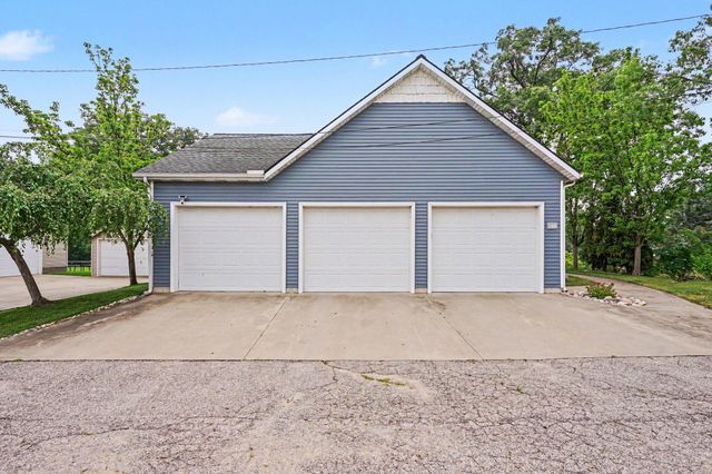 1102 Central Avenue, North Muskegon City, MI 49445