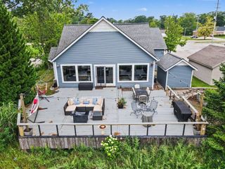 1102 Central Avenue, North Muskegon City, MI 49445