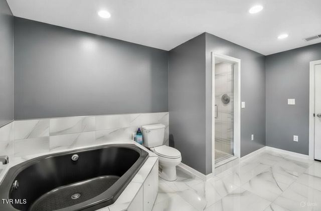 391 Timbertree Branch Road, Kingsport, TN 37660