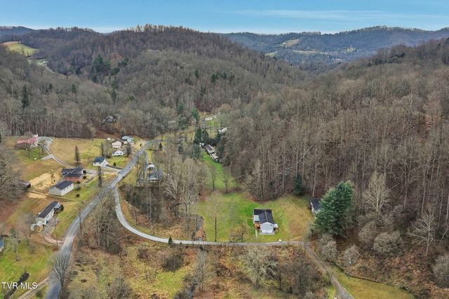 391 Timbertree Branch Road, Kingsport, TN 37660