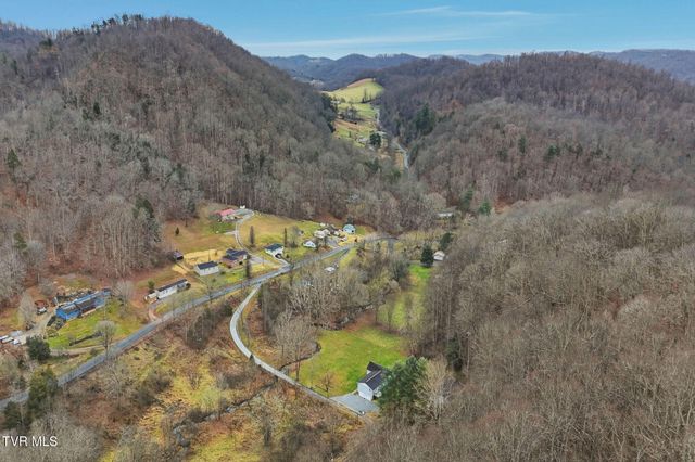 391 Timbertree Branch Road, Kingsport, TN 37660