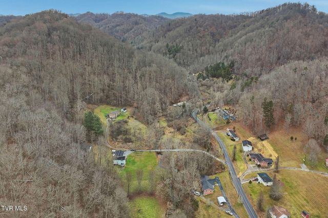 391 Timbertree Branch Road, Kingsport, TN 37660