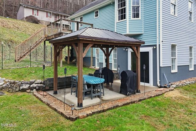 391 Timbertree Branch Road, Kingsport, TN 37660