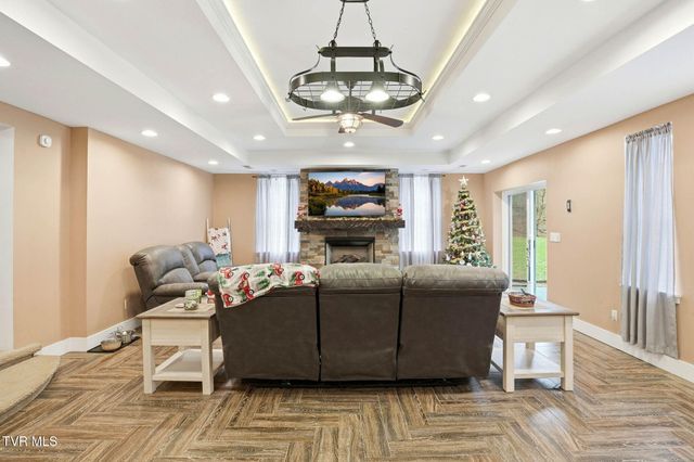 391 Timbertree Branch Road, Kingsport, TN 37660