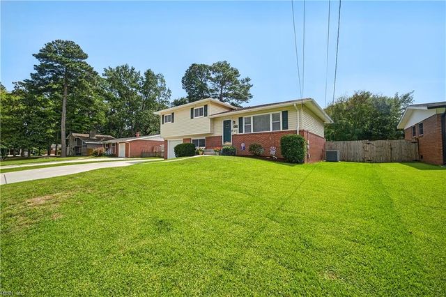 3709 Marilyn LN, Virginia Beach, VA 23452