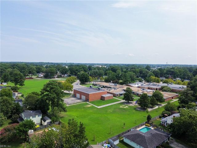 3709 Marilyn LN, Virginia Beach, VA 23452